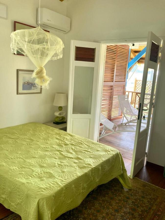 Deux Chambres Et Deux Salles De Bain Dans La Maison De Michelle L'Amirade Grande Anse  Экстерьер фото